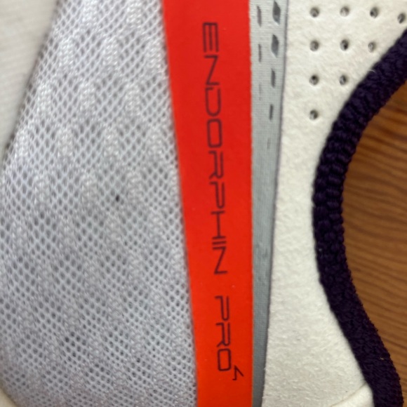 Saucony Endorphin Pro 4 - premium running and racing shoe (new with box) - Picture 3 of 5